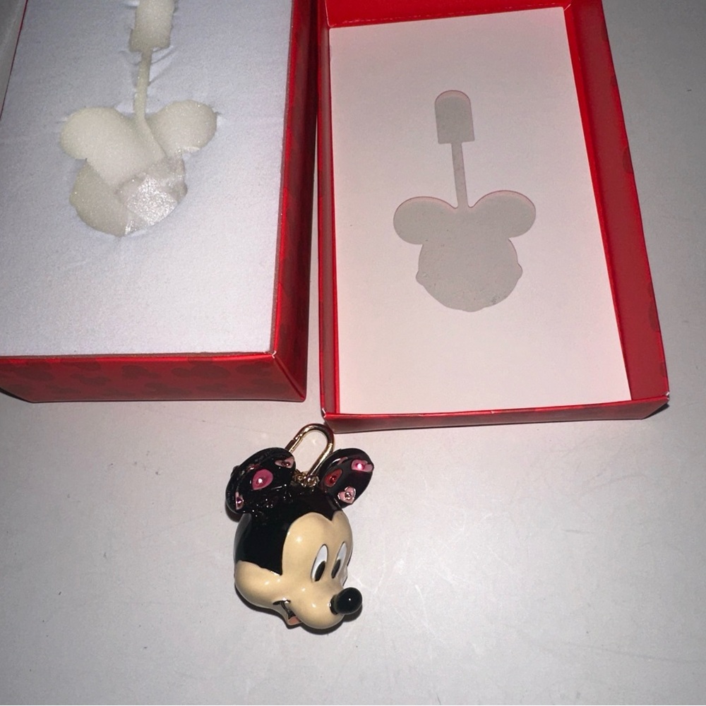 DISNEY x Baublebar Mickey Mouse Bag Charm Key Chain Hearts Rhinestones NEW - Picture 3 of 4